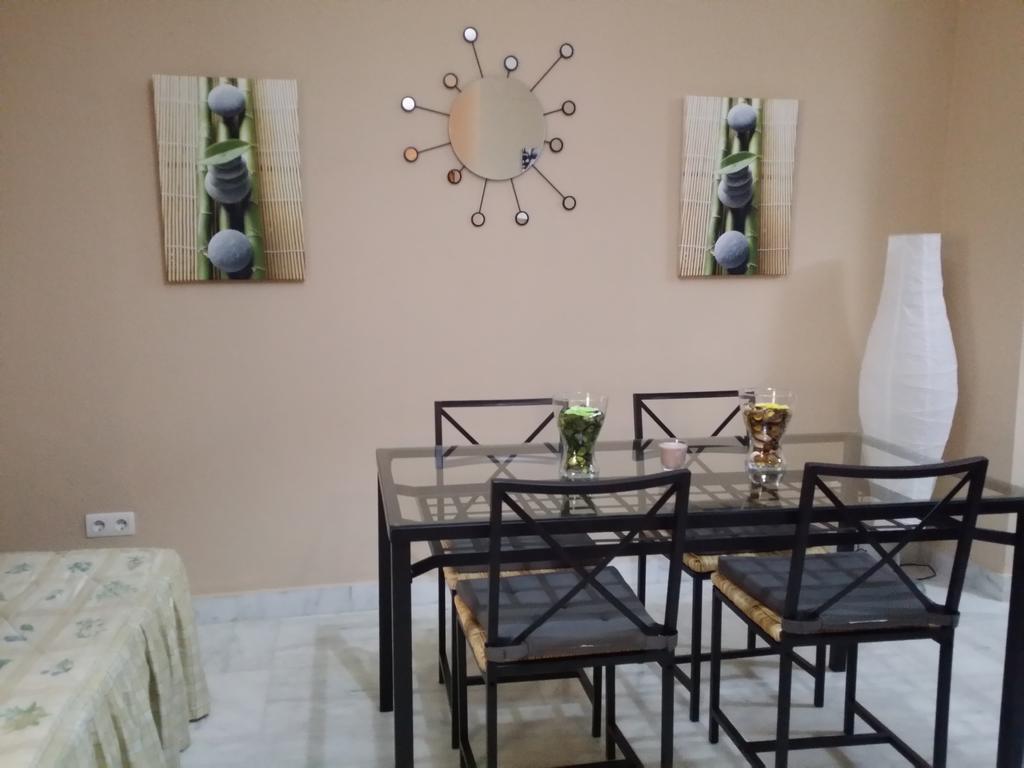 Apartamento Venecia Arenal Севилья Экстерьер фото