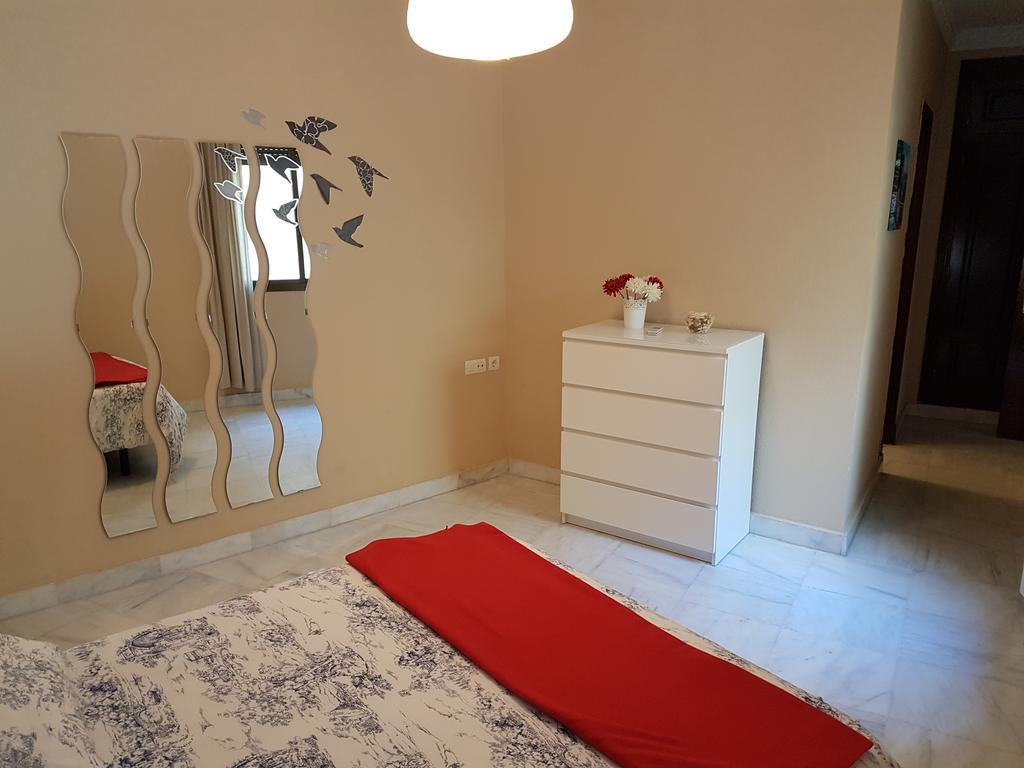 Apartamento Venecia Arenal Севилья Экстерьер фото